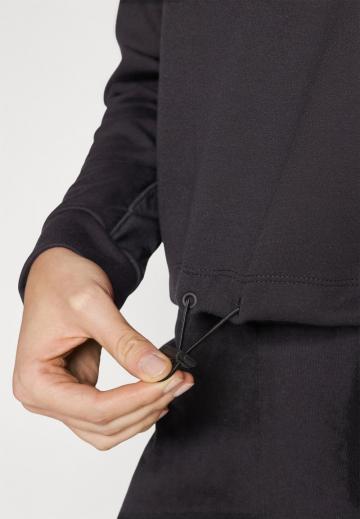 Спортивная толстовка