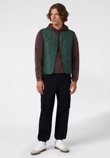 Брюки с накладными карманами