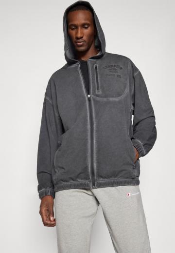 Спортивная кофта