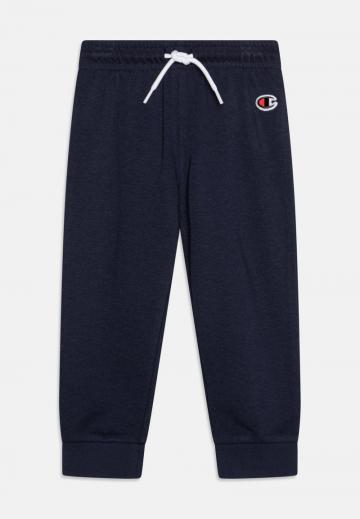 Набор одежды