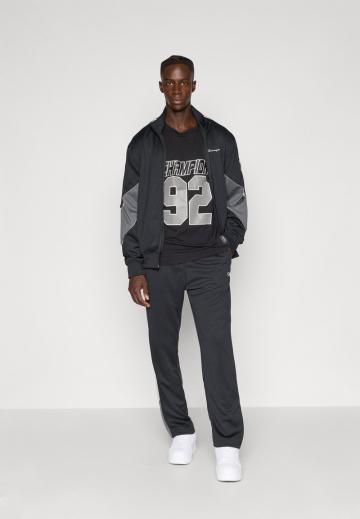 Спортивная куртка