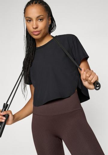 Спортивная майка