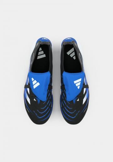 Футбольные бутсы