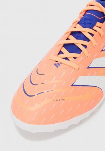 Футбольные бутсы