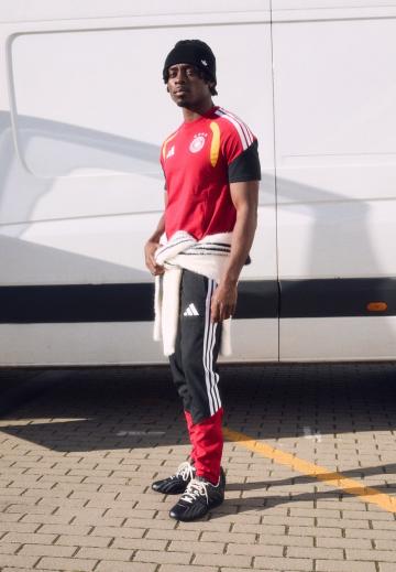 Спортивные штаны