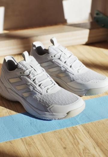 Кроссовки для зала