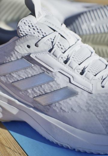 Кроссовки для зала