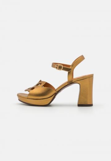 Гандбольные кроссовки