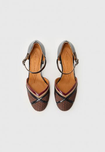 Туфли с ремешком