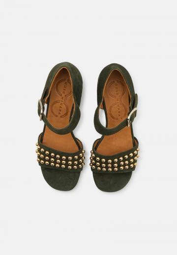 Гандбольные кроссовки