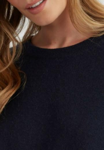 Длинный пуловер