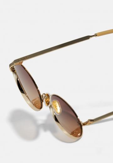 Солнечные очки