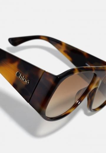 Солнечные очки