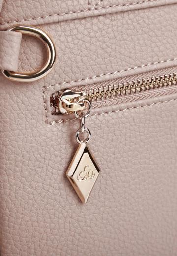 Кожаный рюкзак