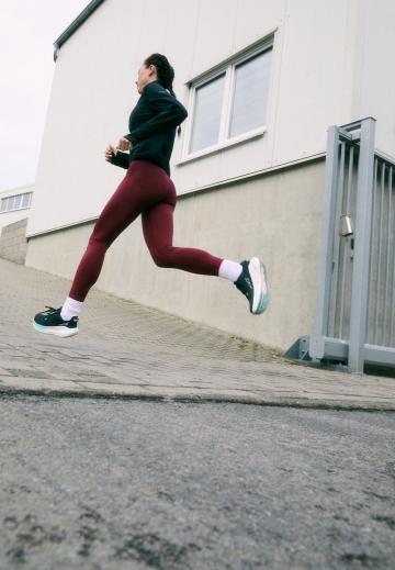 Спортивные штаны