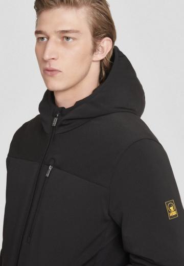 Зимняя куртка