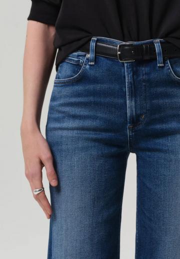 Короткие джинсы