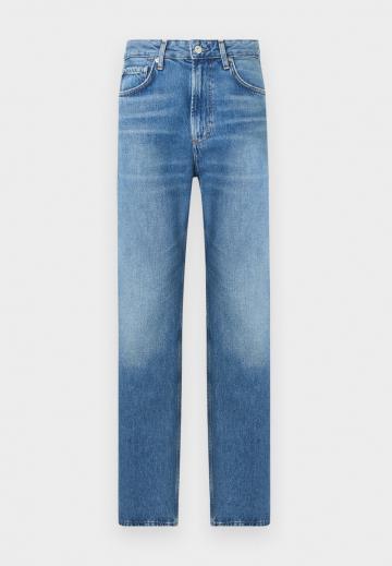 Прямые джинсы