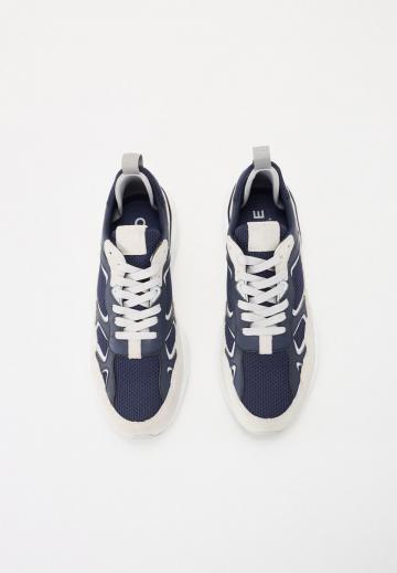 Гандбольные кроссовки