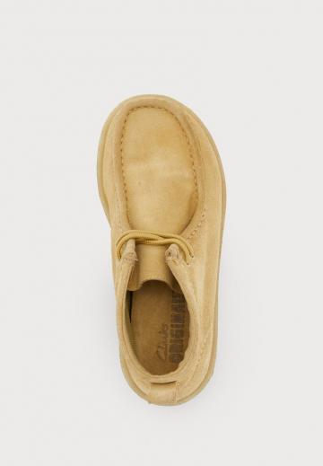 Полусапожки на платформе