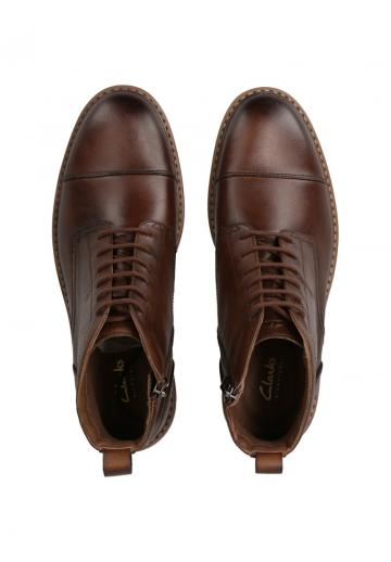 Ботинки на шнуровке