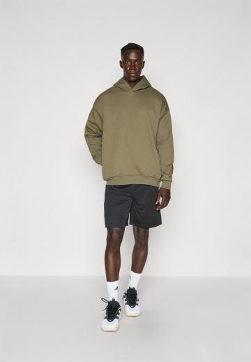 Спортивная кофта