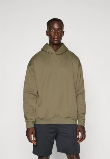 Спортивная кофта