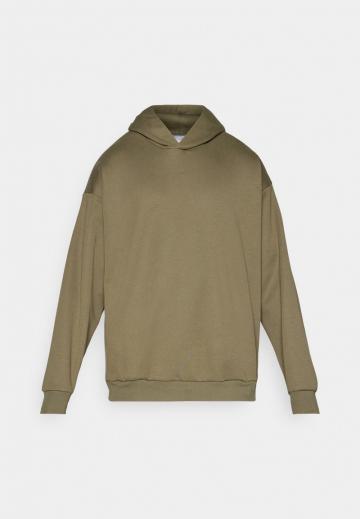 Спортивная кофта