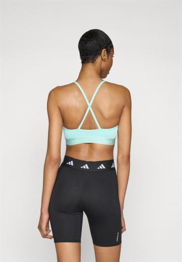 Бюстгальтер без косточек