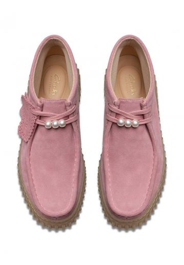 Ботинки на шнуровке