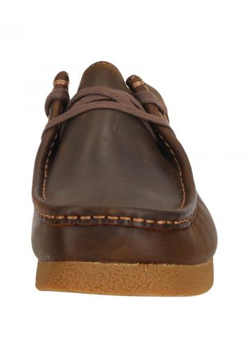 Ботинки на шнуровке