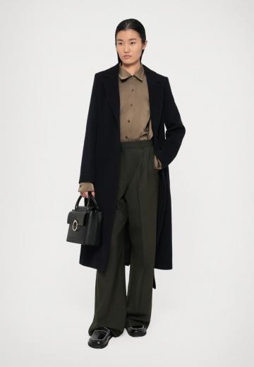 Шерстяное пальто