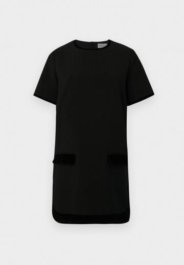 Короткое платье