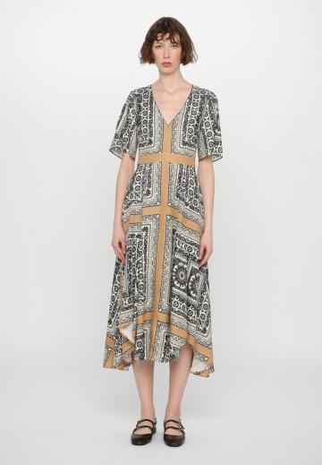 Летнее платье