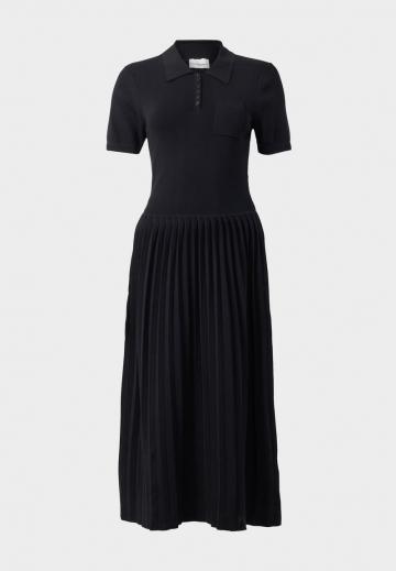 Вязаное платье