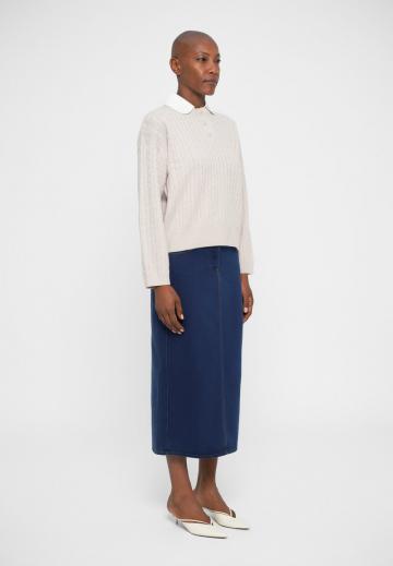 Пуловер с воротником поло