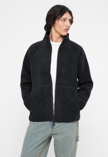 Флисовая куртка