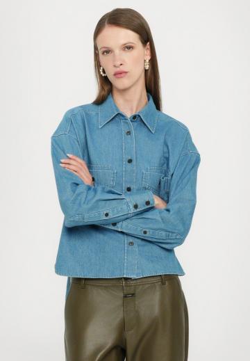 Джинсовая блузка