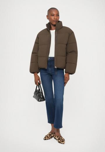 Зимняя куртка