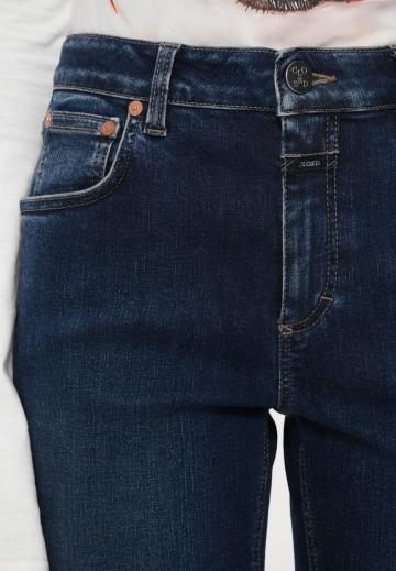 Клешеные джинсы