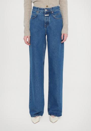 Джинсы бойфренда