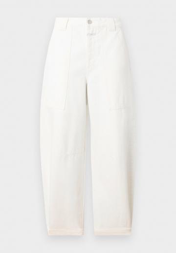 Джинсы бойфренда