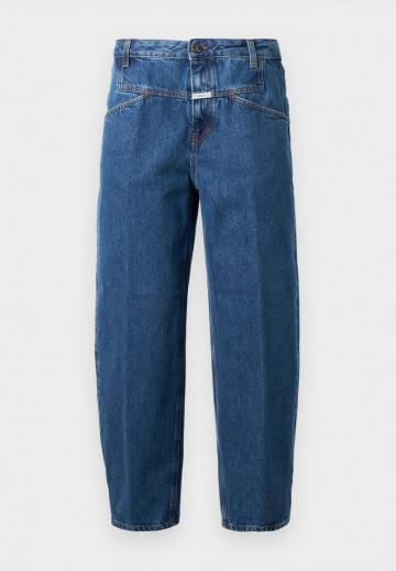 Джинсы бойфренда