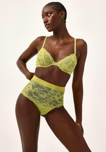 Бюстгальтер