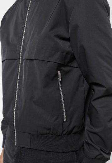 Куртка бомбер