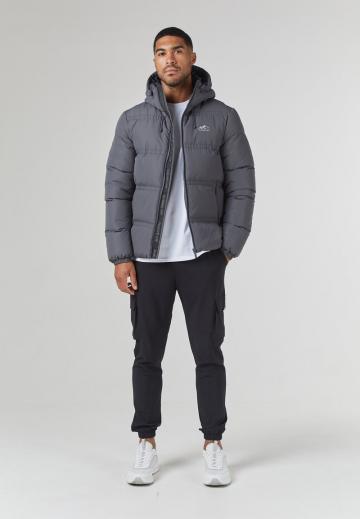 Зимняя куртка