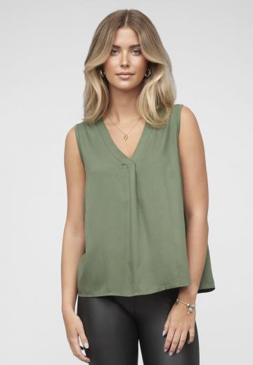 Блузка без рукавов