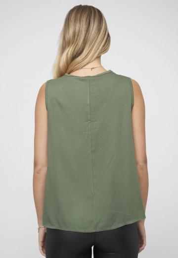 Блузка без рукавов