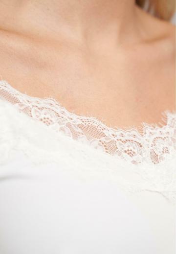 Топ на бретельках