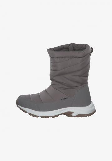 Спортивные сапоги